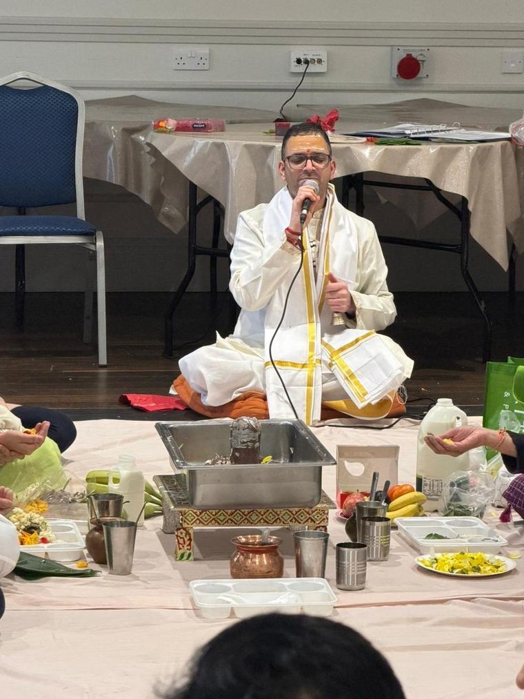 Pandit Deepak Thapliyal performing a havan puja in the UAE